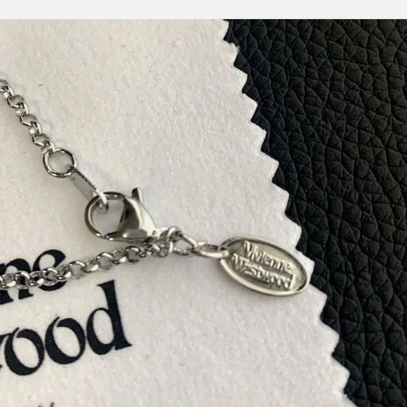 Vivienne Westwood Pink and Silver Heart Necklace - Picture 4 of 4